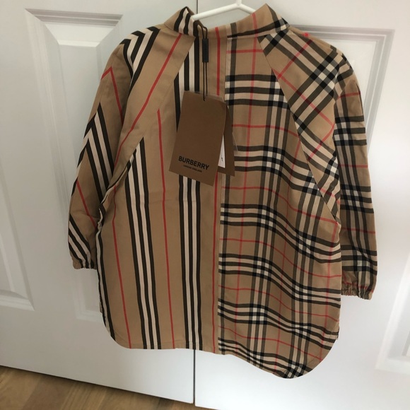 NWT Burberry Girl’s Dress, 6Y Kids